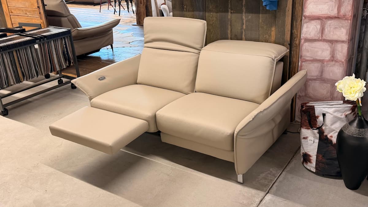 ERPO Relax Sofa mit motorischer Relaxfunktion